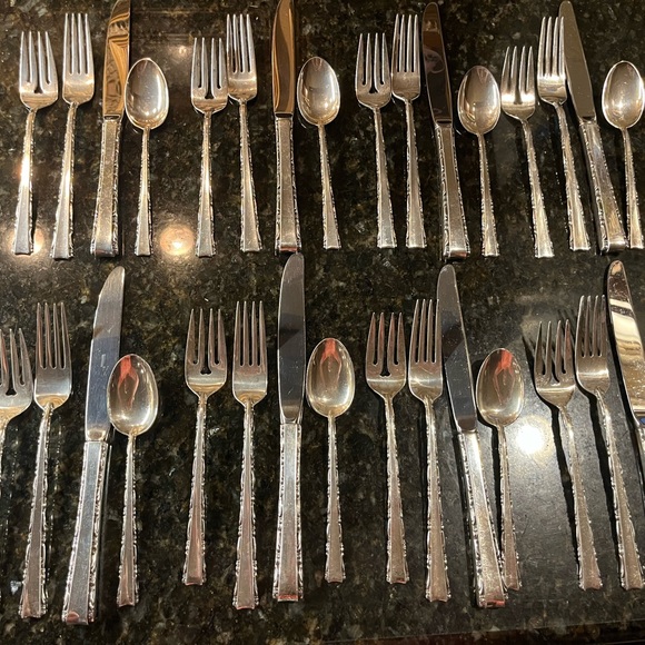 Vintage Sterling Silver Service for 8 Plus 10 Unique Serving Pieces - Picture 2 of 6